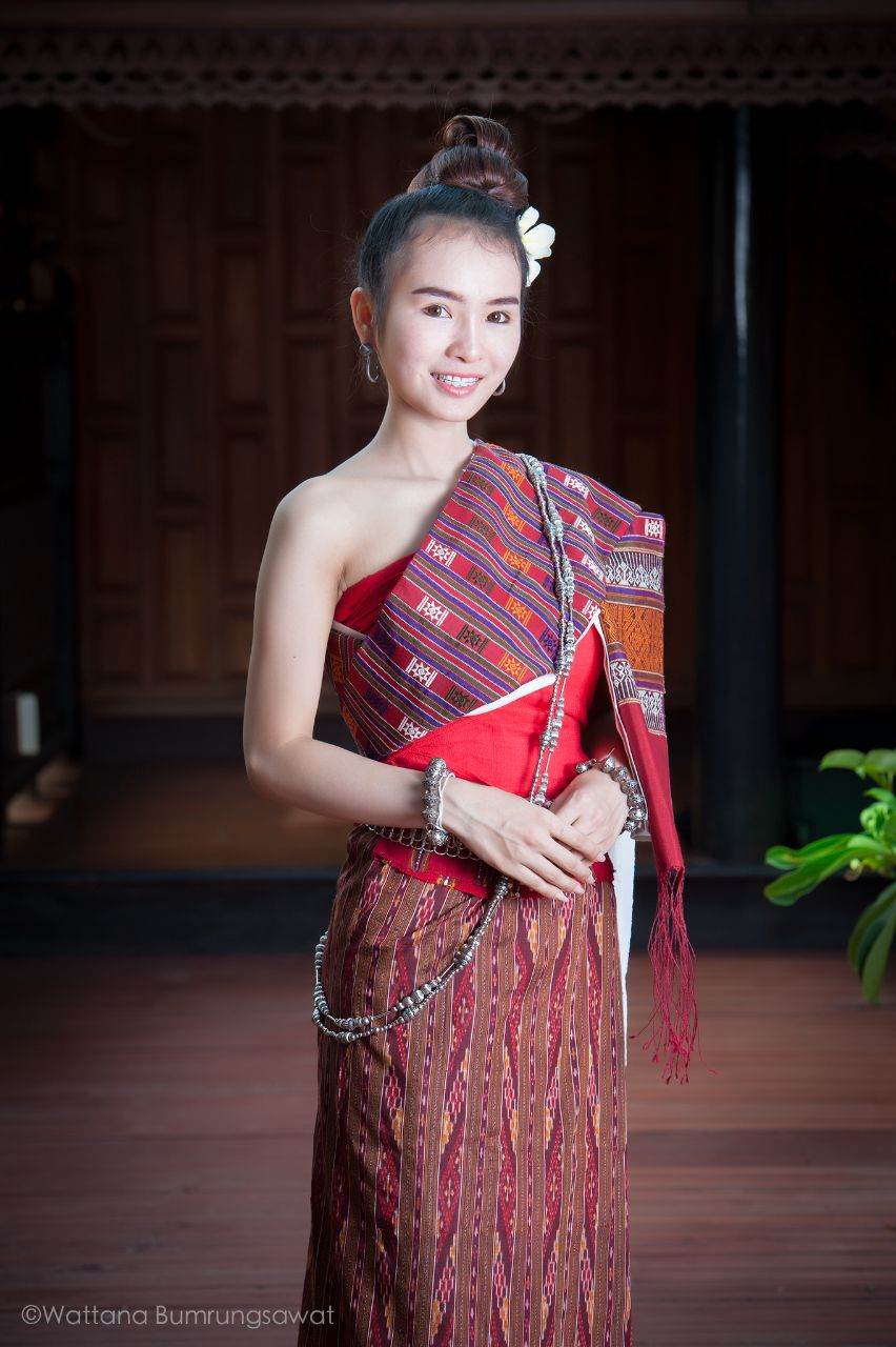 THAILAND 🇹🇭 | Isan traditional costume - การแต่งกายภาคอีสาน