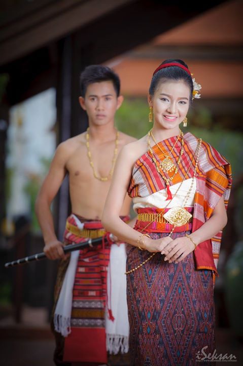 THAILAND 🇹🇭 | Isan traditional costume - การแต่งกายภาคอีสาน