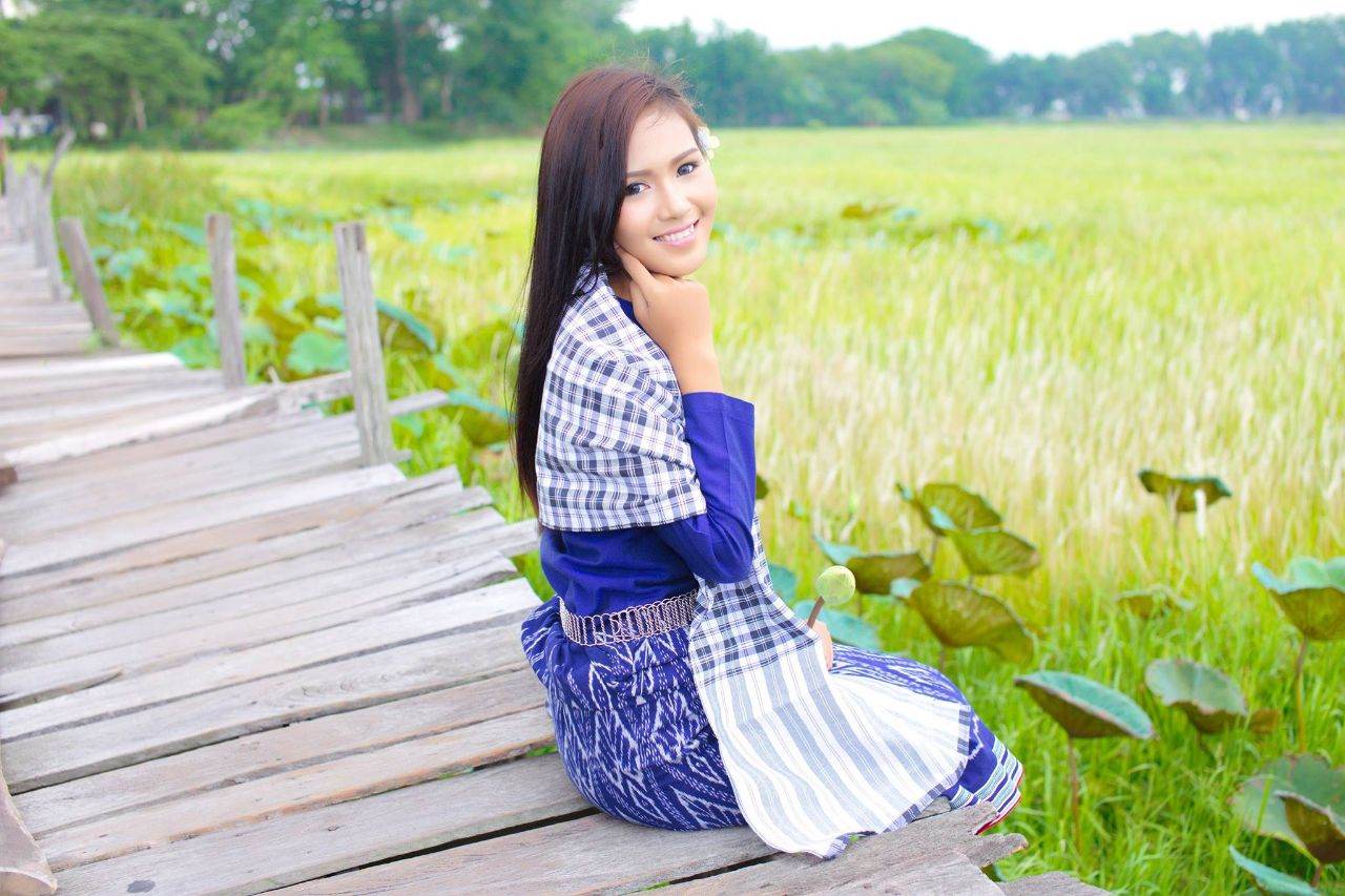 THAILAND 🇹🇭 | Isan traditional costume - การแต่งกายภาคอีสาน @ สะพานไม้แกดำ มหาสารคาม