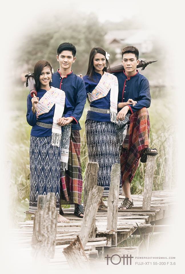 THAILAND 🇹🇭 | Isan traditional costume - การแต่งกายภาคอีสาน @ สะพานไม้แกดำ มหาสารคาม