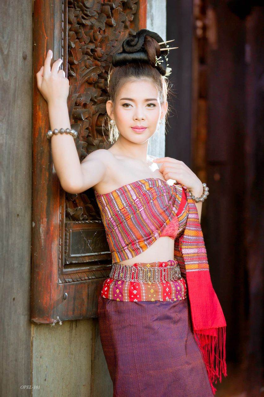 THAILAND 🇹🇭 | Isan traditional costume - การแต่งกายภาคอีสาน✨