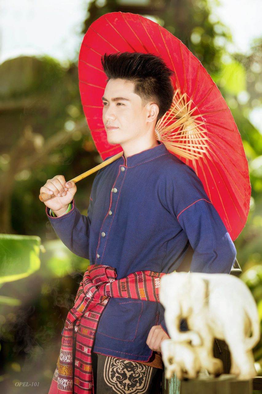 THAILAND 🇹🇭 | Isan traditional costume - การแต่งกายภาคอีสาน✨