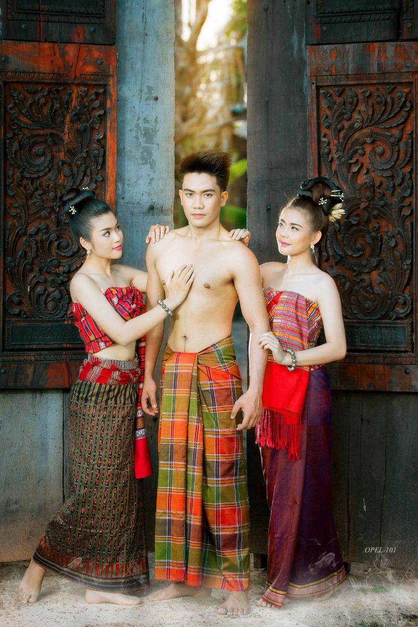 THAILAND 🇹🇭 | Isan traditional costume - การแต่งกายภาคอีสาน✨