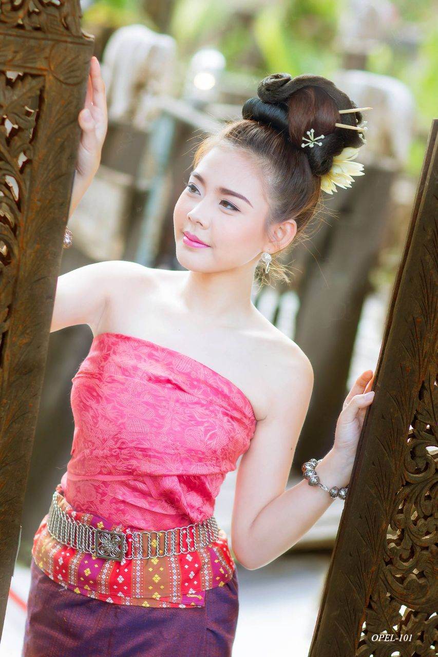THAILAND 🇹🇭 | Isan traditional costume - การแต่งกายภาคอีสาน✨