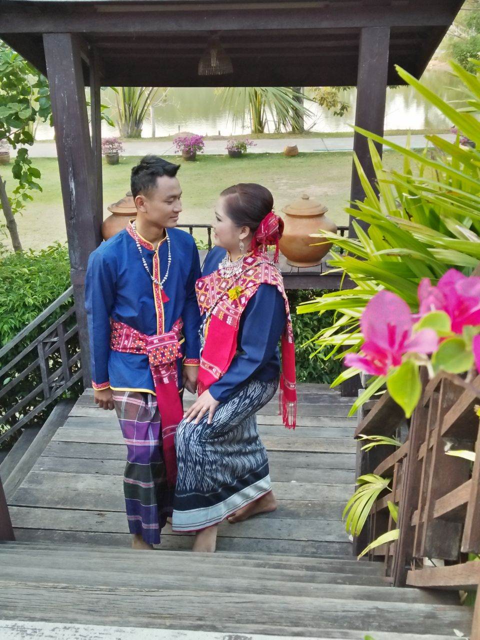 THAILAND 🇹🇭 | Isan traditional costume - การแต่งกายภาคอีสาน