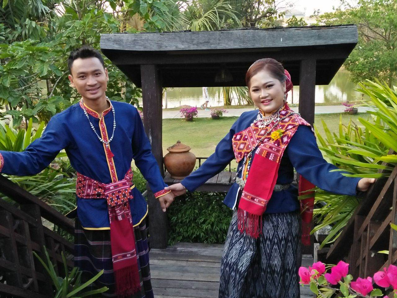 THAILAND 🇹🇭 | Isan traditional costume - การแต่งกายภาคอีสาน