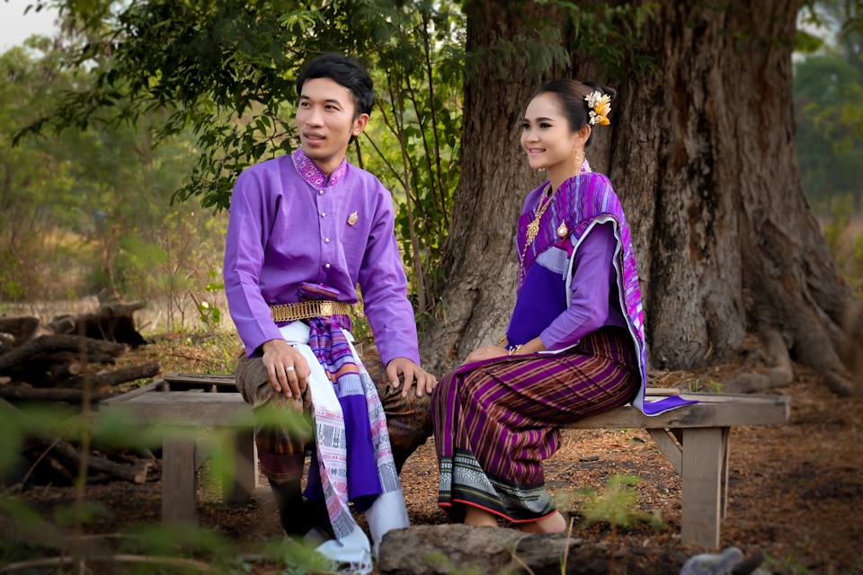 THAILAND 🇹🇭 | Isan traditional costume - การแต่งกายภาคอีสาน