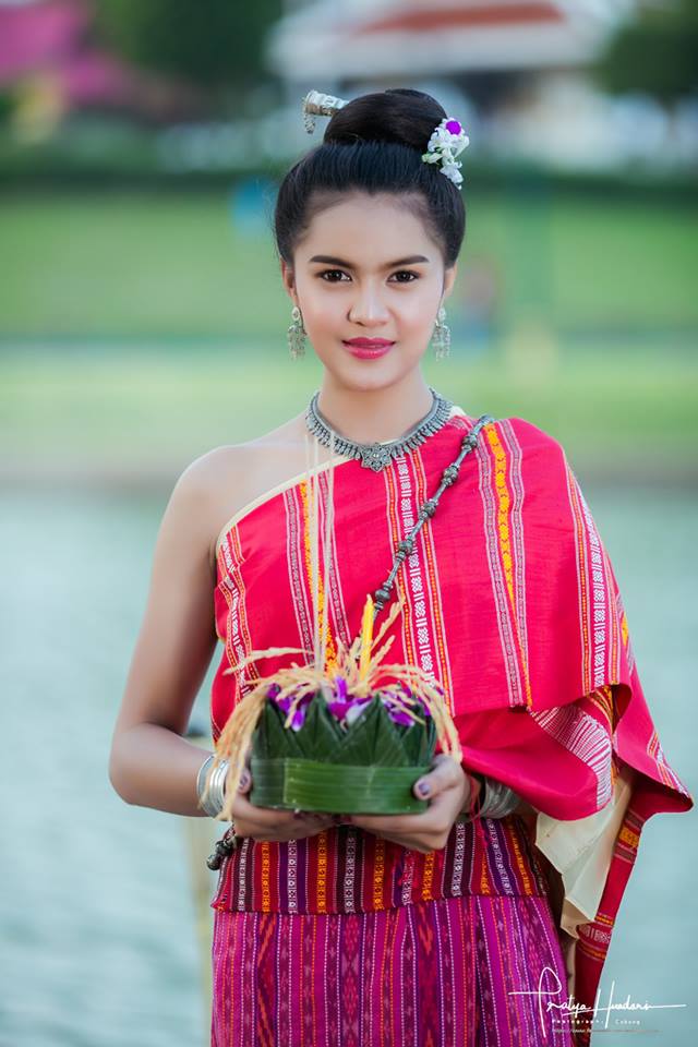 THAILAND 🇹🇭 | Isan traditional costume - ชุดอีสาน, การแต่งกายภาคอีสาน