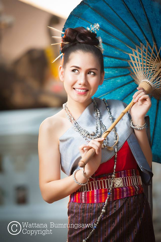 THAILAND 🇹🇭 | Isan traditional costume - ชุดอีสาน, การแต่งกายภาคอีสาน