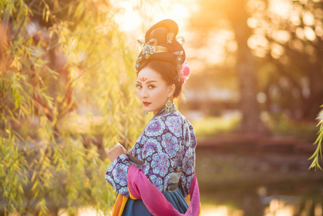 Tang Dynasty clothing - 唐代 齐胸襦裙