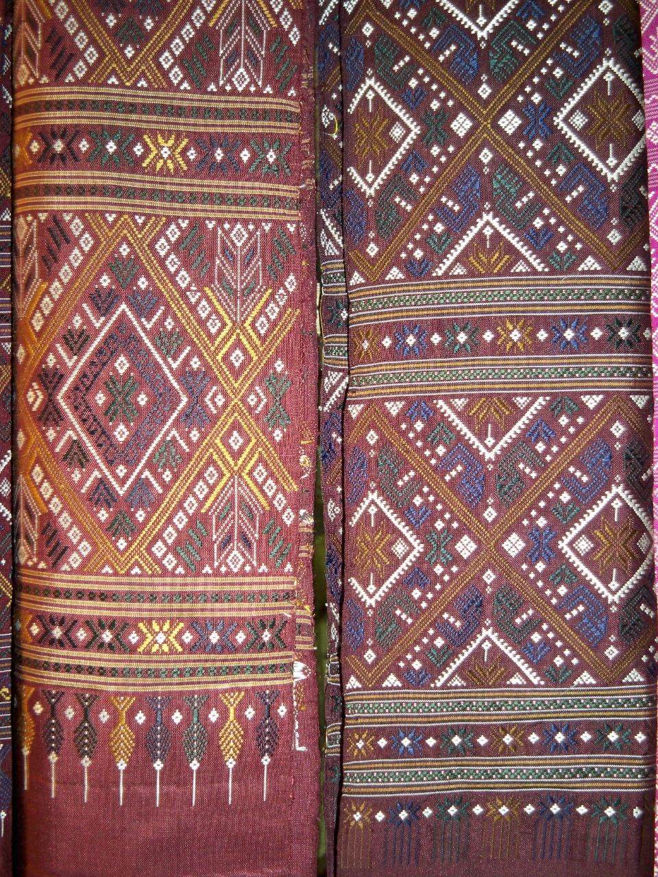 THAILAND 🇹🇭 | Phu Tai ethnic, ผู้ไทย กับผ้าไหมแพรวา