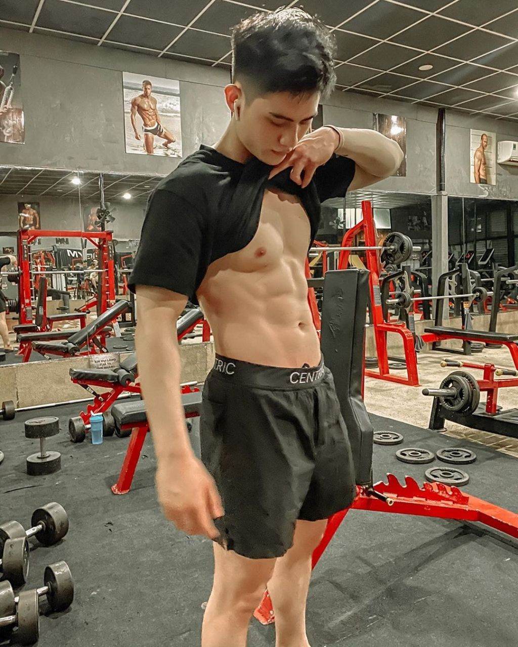 SPECIAL FINAL SET : FIN ONE LA SET : 6