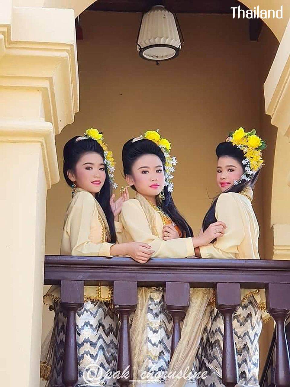 THAILAND 🇹🇭 | "Fon Man Mui Chiang Ta" ฟ้อนม่านมุ้ยเชียงตา