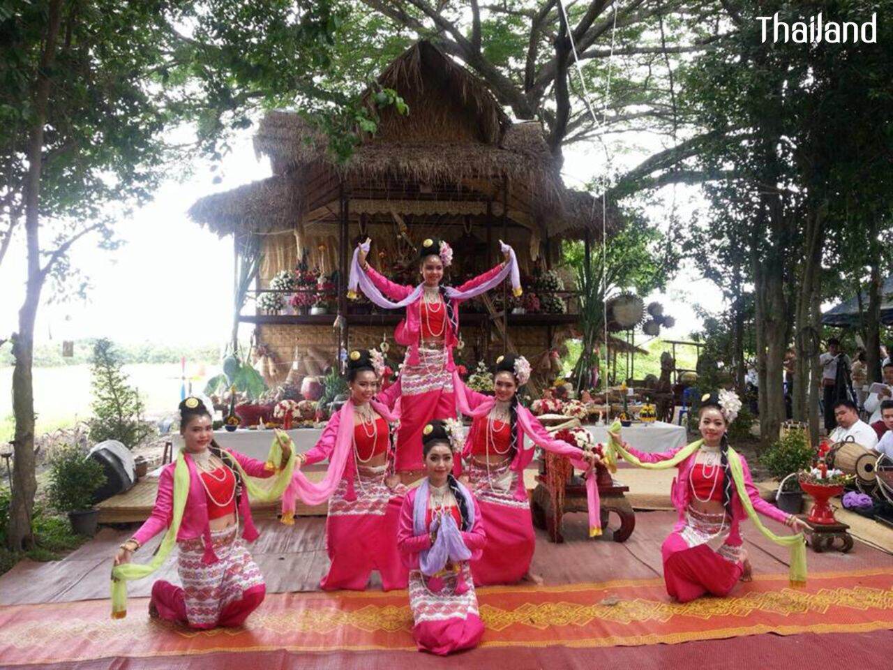 THAILAND 🇹🇭 | "Fon Man Mui Chiang Ta" ฟ้อนม่านมุ้ยเชียงตา
