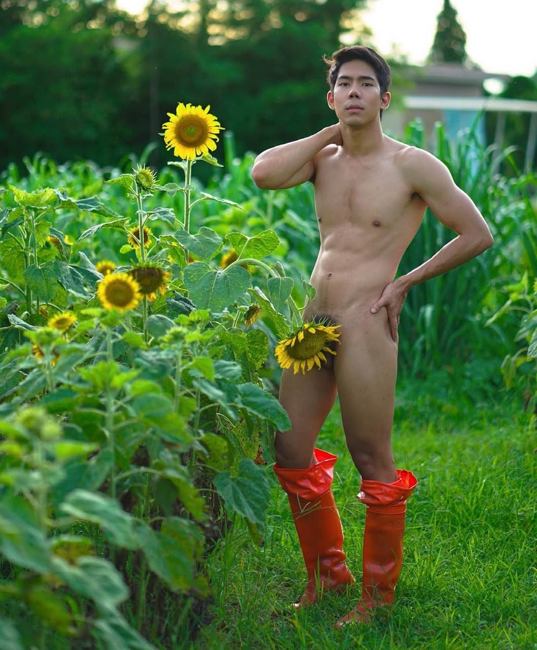 หนุ่มหล่อขึ้นปก 877.7