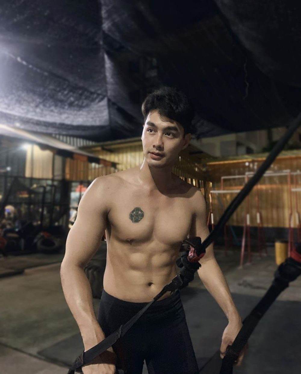 กล้ามเต้าเป้ารักแร้