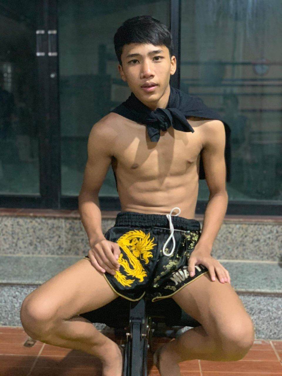 ดีต่อใจ#1437ละลานตา..นักมวยหล่อ