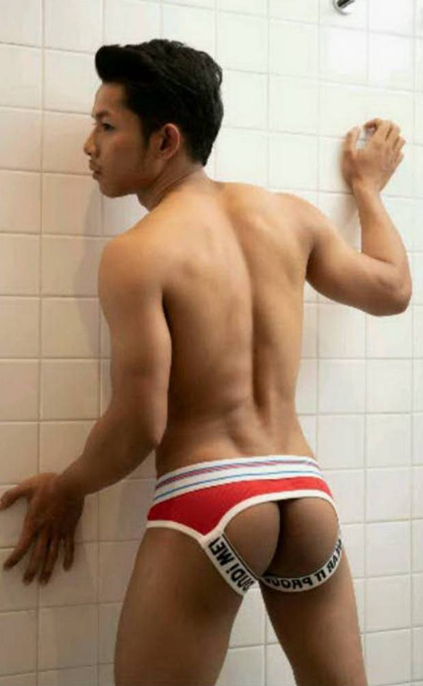 ปากอ้าต้นขาขยับ ☆1