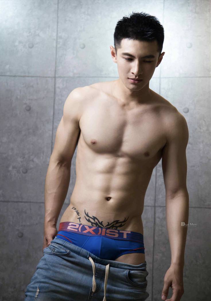 ปากอ้าต้นขาขยับ ☆3