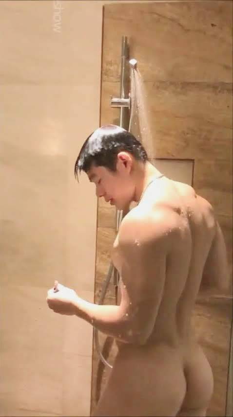 ปากอ้าต้นขาขยับ ☆4