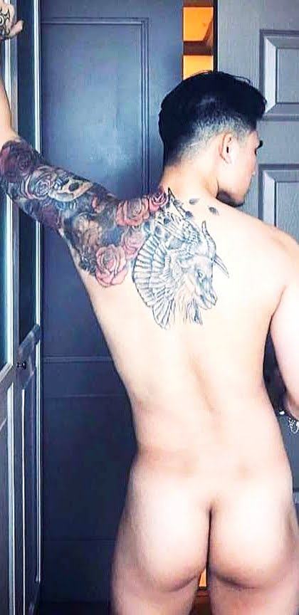 ราตรีนี้ยังมีความครึกครื้นหรรษาและน่าตื่นเต้นรอเราอยู่.ณ จุดๆนั้น