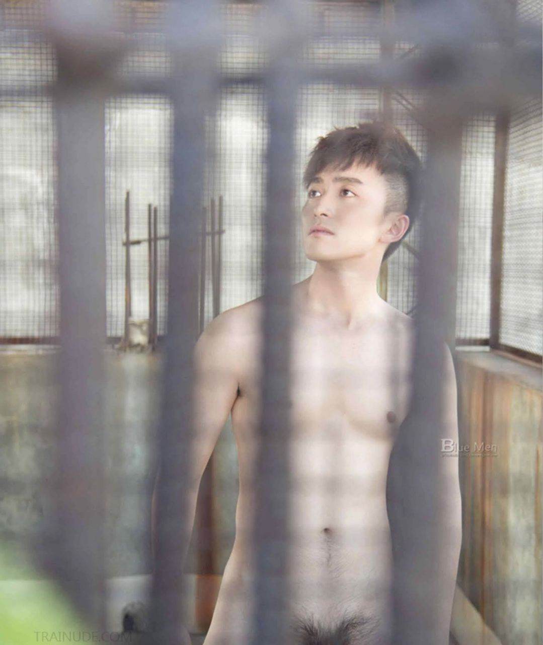 หนุ่มหล่อขึ้นปก 898.3