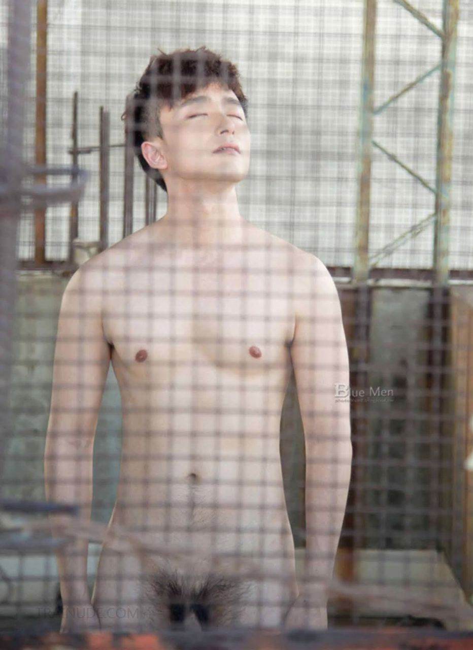 หนุ่มหล่อขึ้นปก 898.3