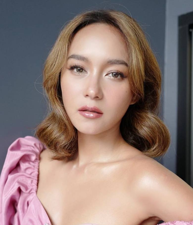 20นางเอกละคร"รักต่างวัย"ที่"นางเอกแก่กว่า"มี"เรื่องไหน"บ้างมาดูกัน