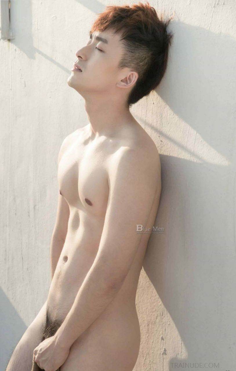หนุ่มหล่อขึ้นปก 898.4