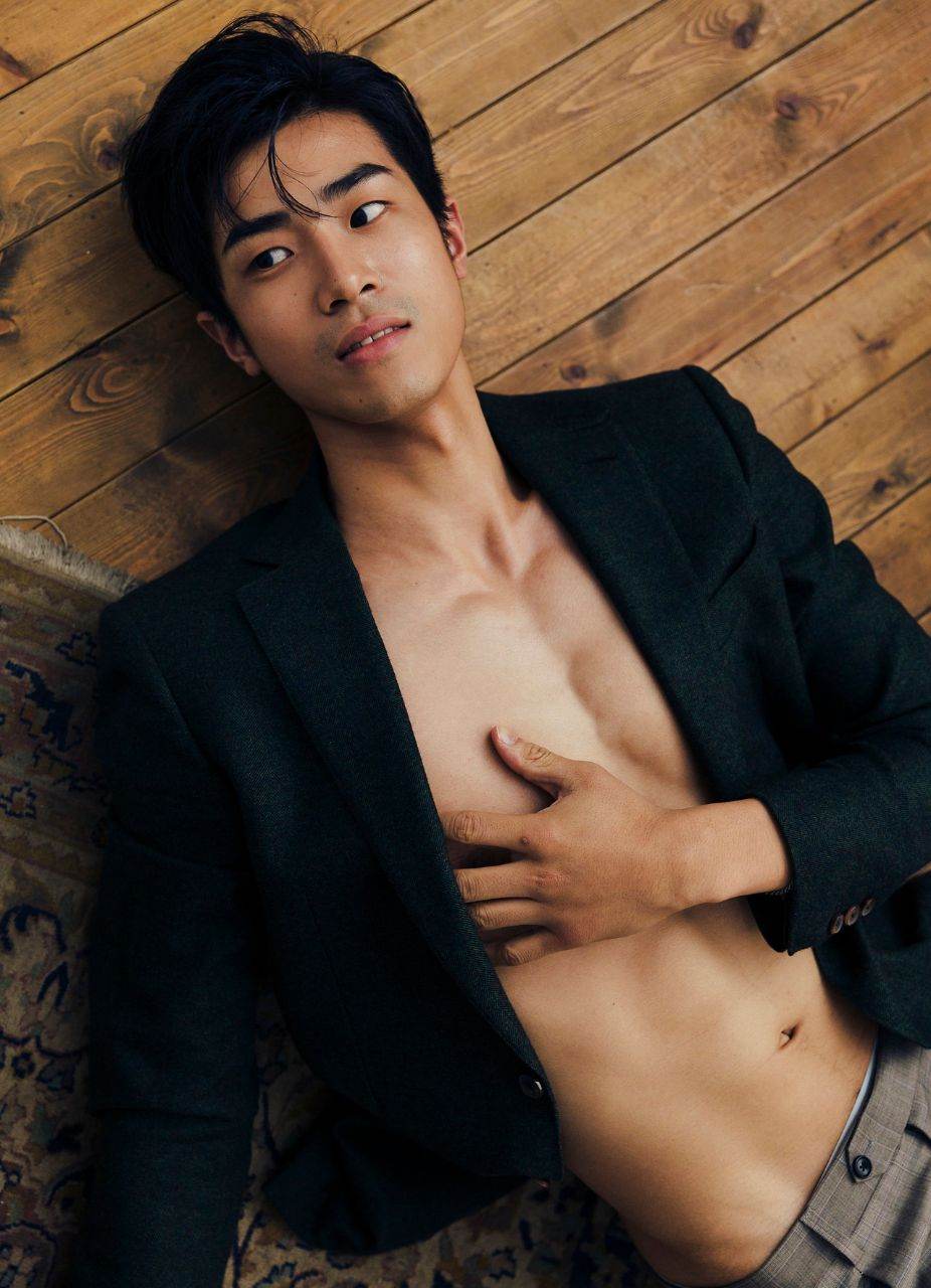 [OMGBoy050][18+] นายแบบ Lin Yi Zeng อีกหนึ่งหนุ่มที่อยากคาไว้นานๆ ฉ่ำตลอดครับ เวลาที่มอง
