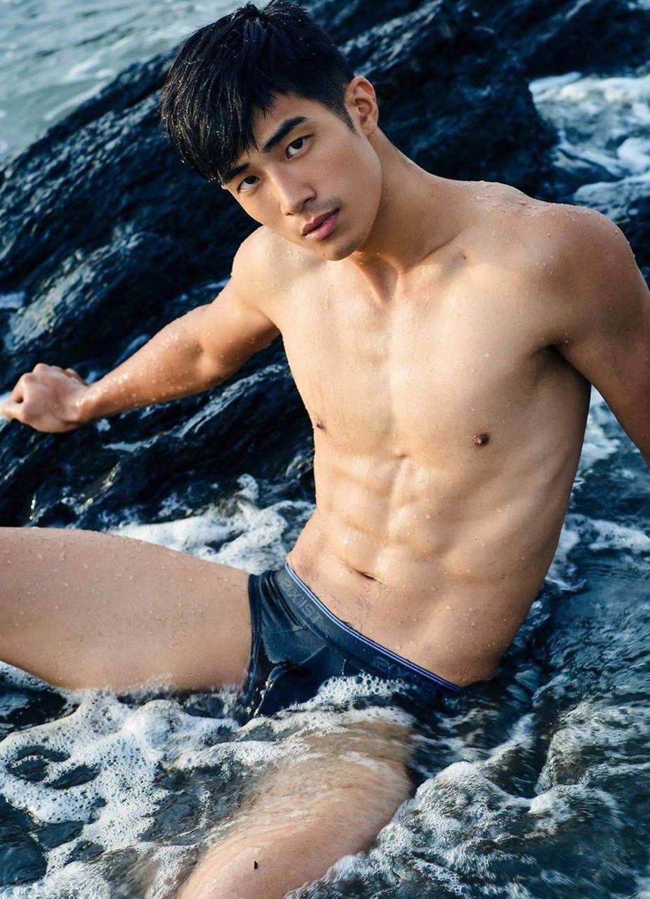 [OMGBoy050][18+] นายแบบ Lin Yi Zeng อีกหนึ่งหนุ่มที่อยากคาไว้นานๆ ฉ่ำตลอดครับ เวลาที่มอง