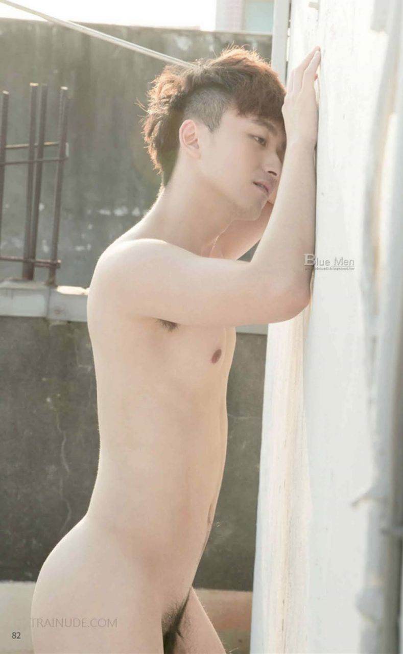 หนุ่มหล่อขึ้นปก 898.5