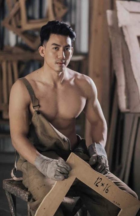เฟิร์สท.สไตร๊ค์