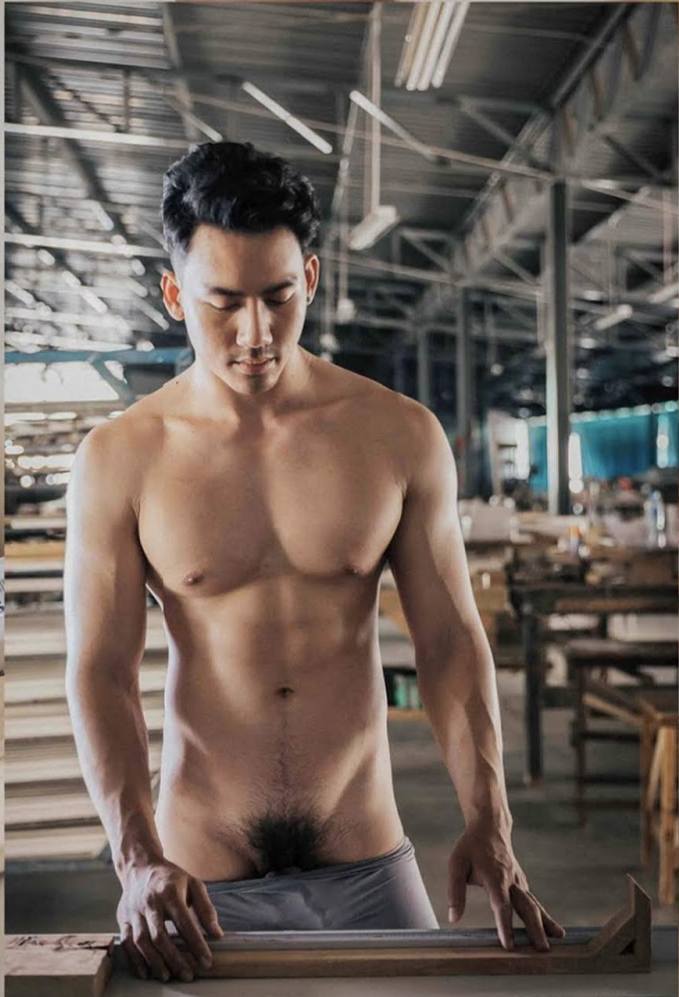 เฟิร์สท.สไตร๊ค์