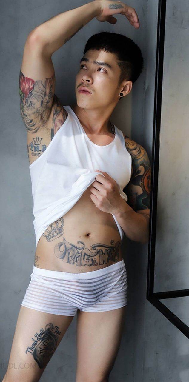 หนุ่มหล่อขึ้นปก 909.2