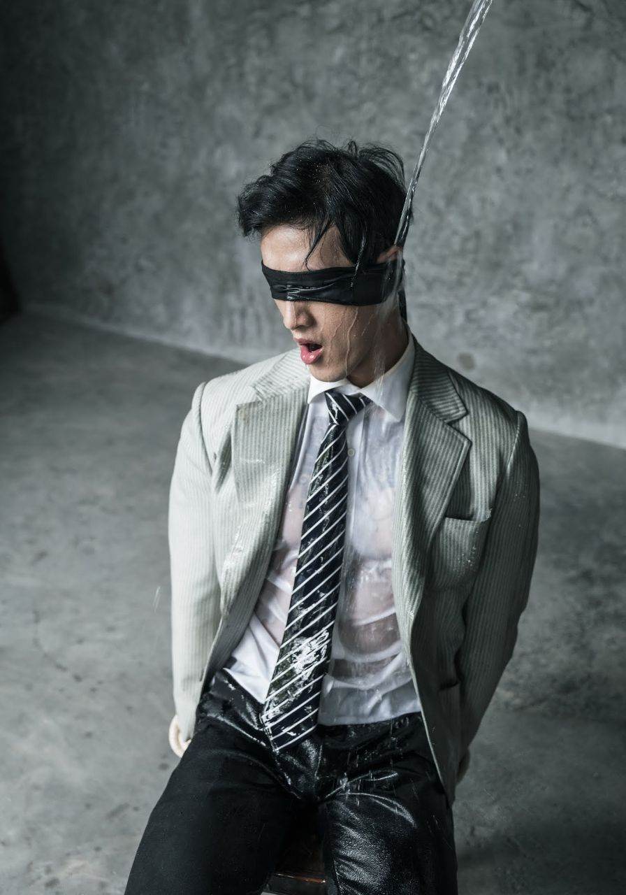 หนุ่มหล่อขึ้นปก 905.2