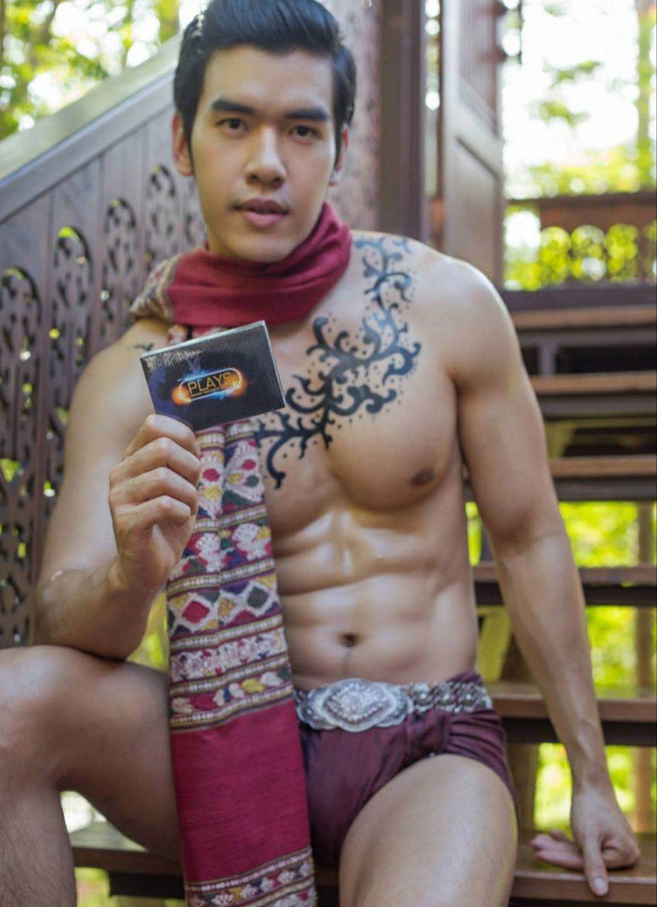 NOW COMING... ☆หนุ่มHOTช็อตเต็ม