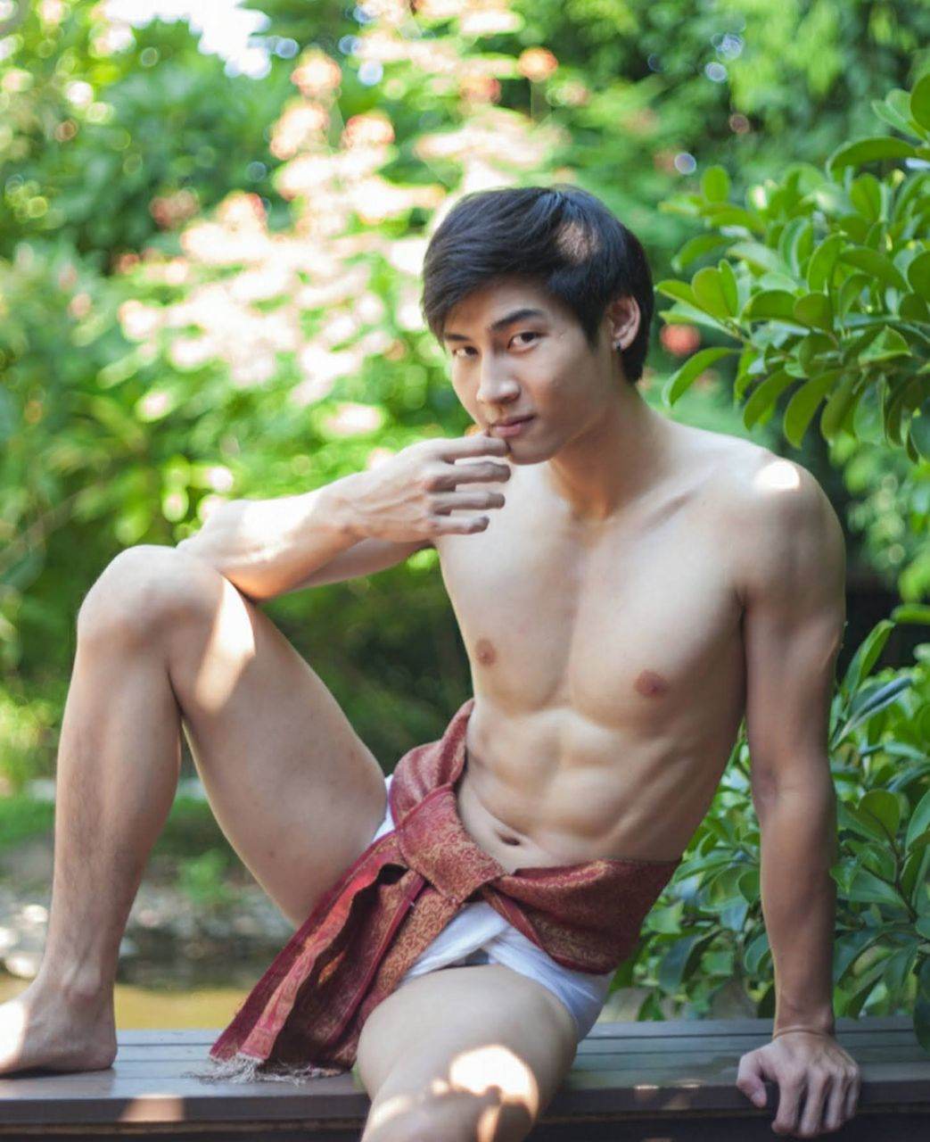 NOW COMING... ☆หนุ่มHOTช็อตเต็ม