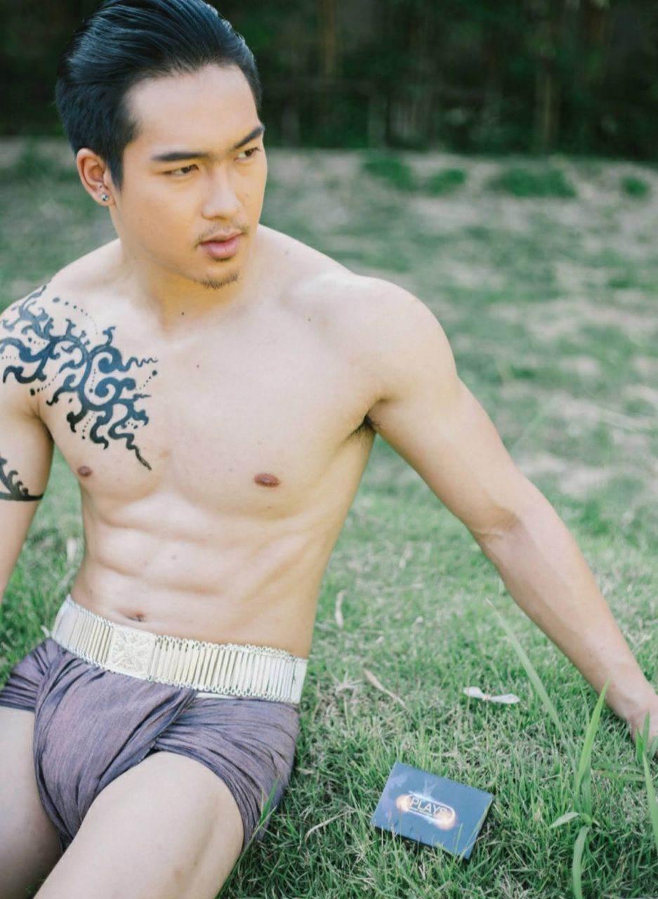 NOW COMING... ☆หนุ่มHOTช็อตเต็ม
