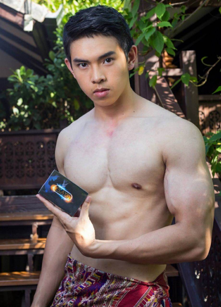 NOW COMING... ☆หนุ่มHOTช็อตเต็ม