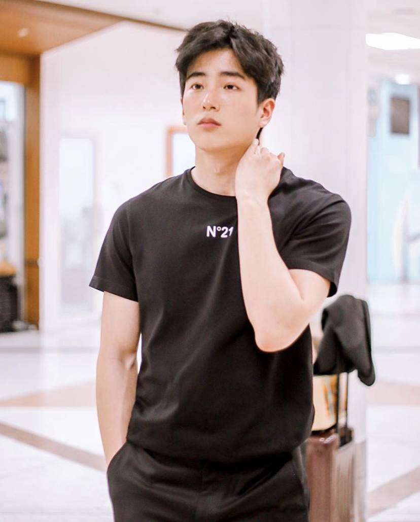 รักจัง นนกุล