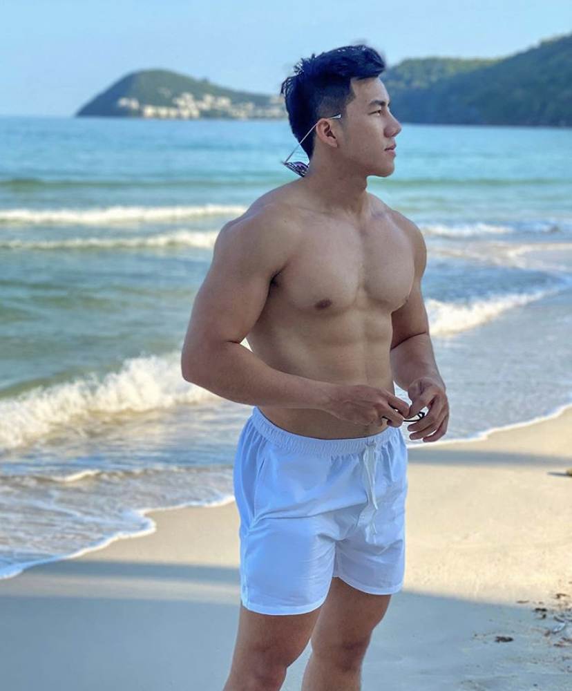 ชายหล่อ หุ่นแซ่บ 2