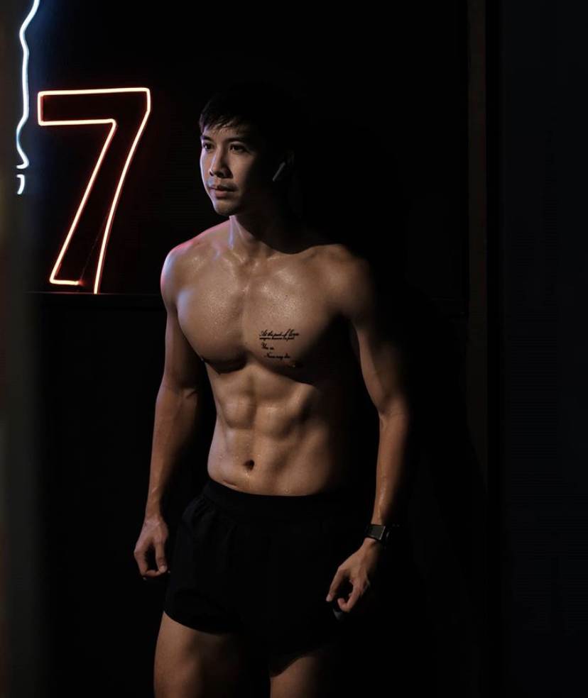 ชายหล่อ หุ่นแซ่บ 3