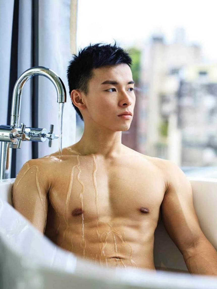 บุ.รุษ.หล่อ