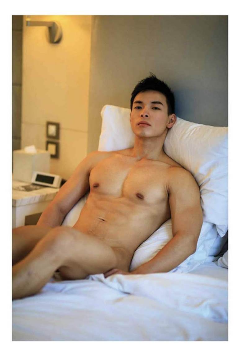 บุ.รุษ.หล่อ