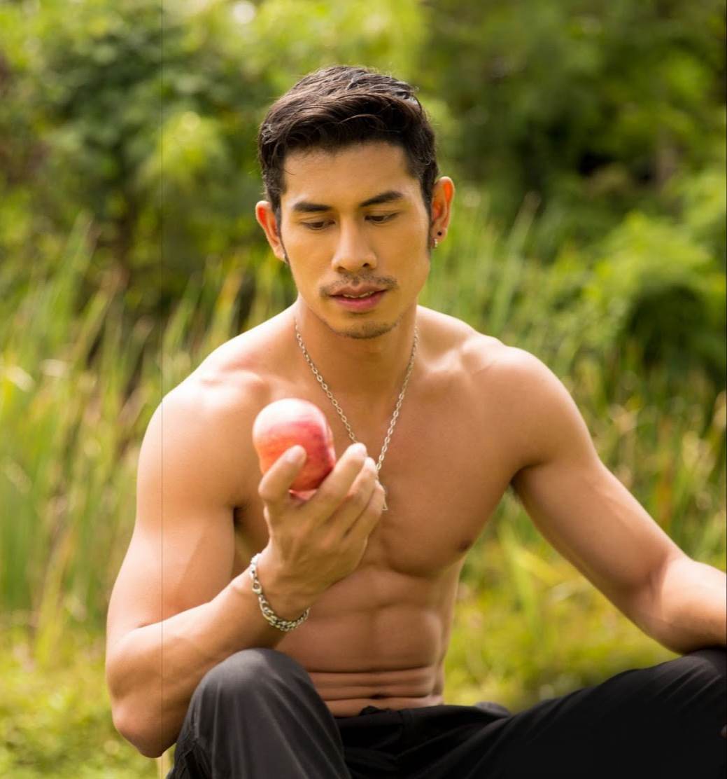 หล่อ.บุรุษ