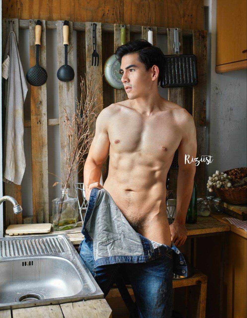 รุกรับสลับเสียว