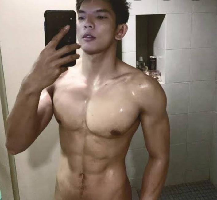 หนุ่มฮ็อตชอตโช๊ะ