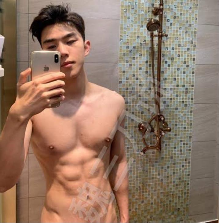 หนุ่มฮ็อตชอตโช๊ะ