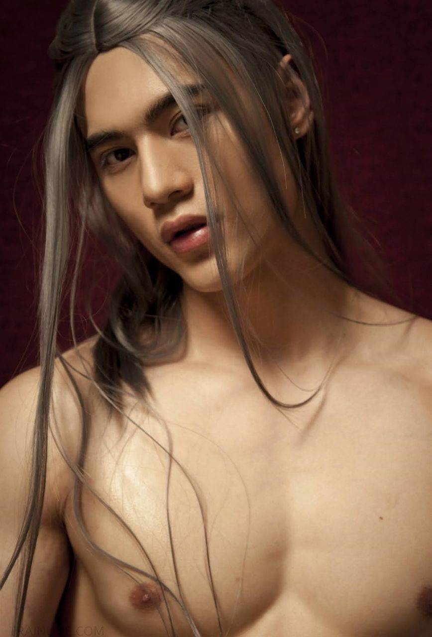 หนุ่มหล่อขึ้นปก 914.3